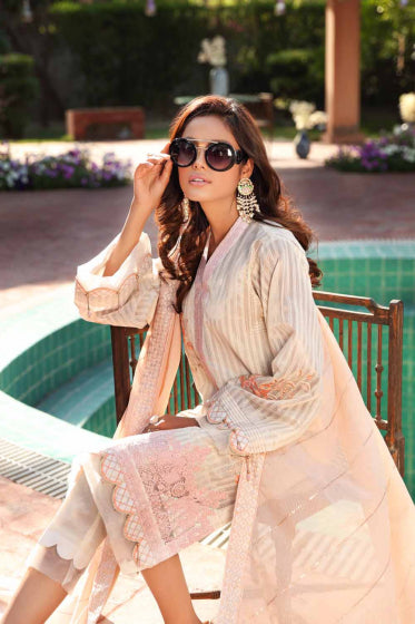 Lawn suit on sale with lawn dupatta