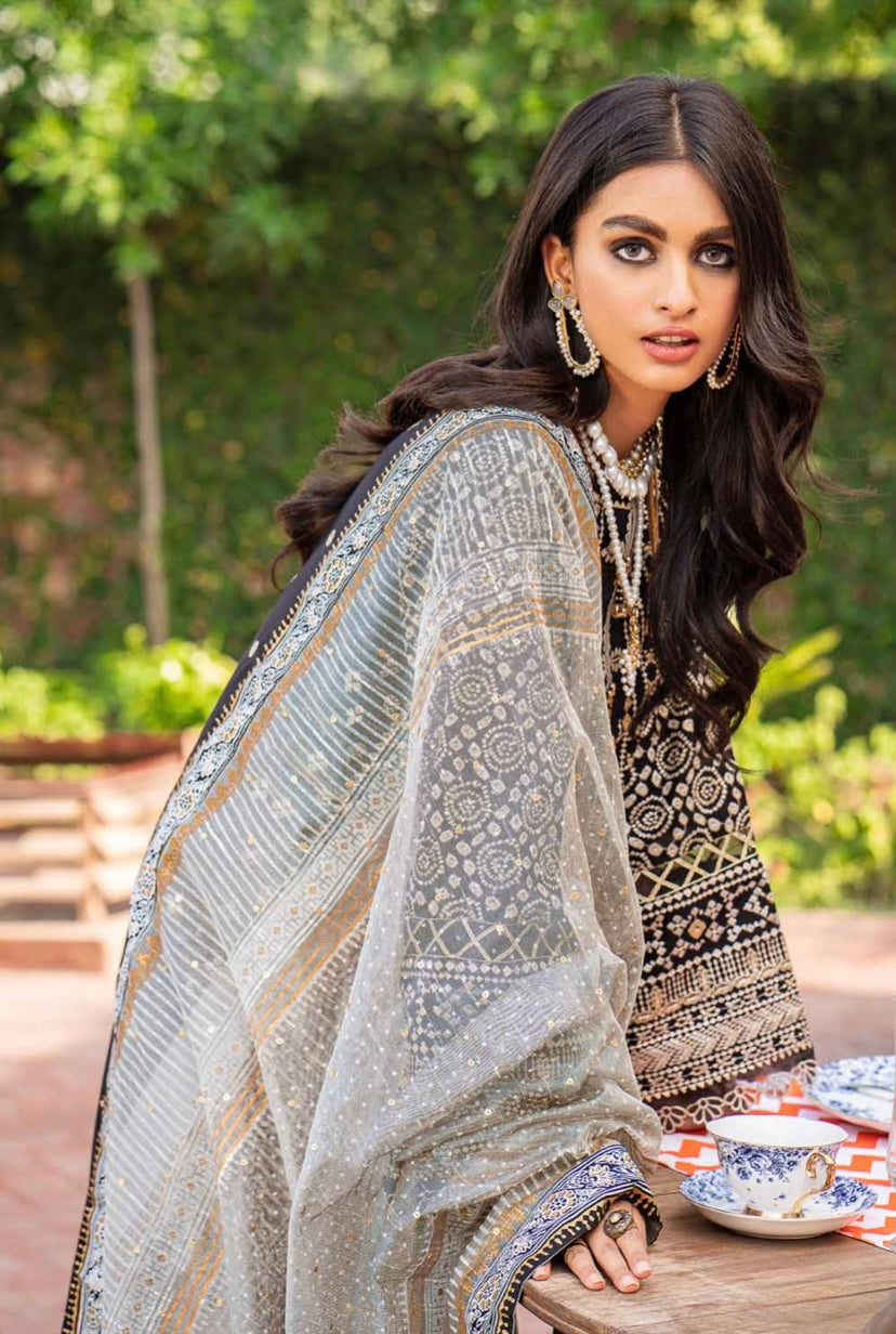 ブランド gulahmed によるパキスタンの民族的な豪華な刺繍ドレス 