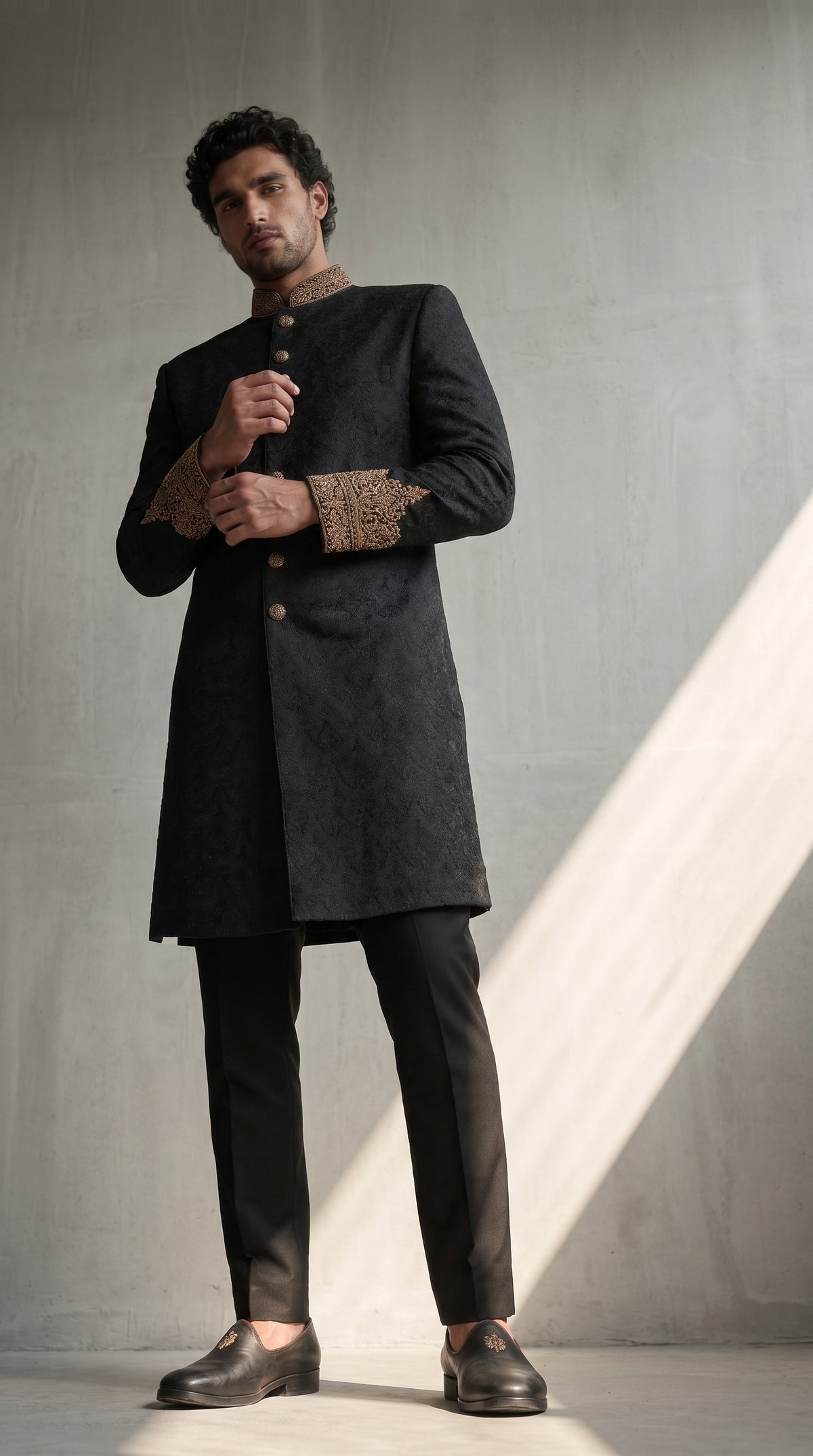 Classic Noir Edition - with Flame Cuff