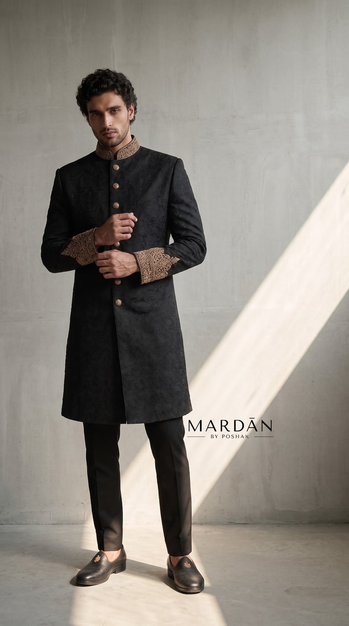 Classic Noir Edition - with Flame Cuff