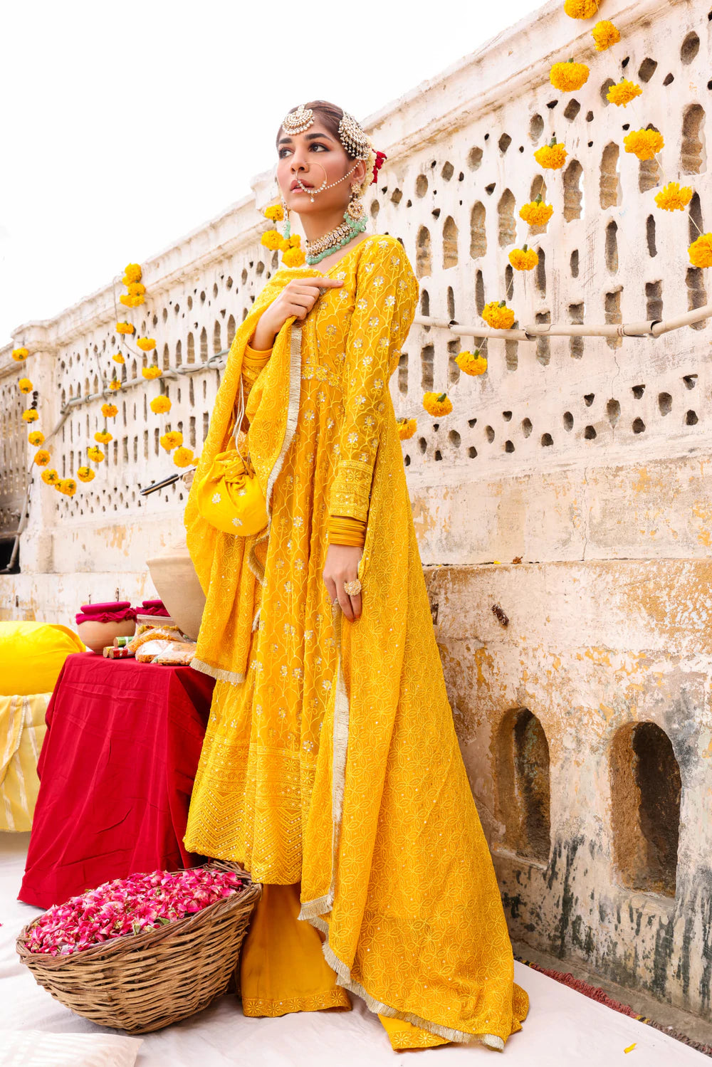 Yellow Pishwas Chikankari